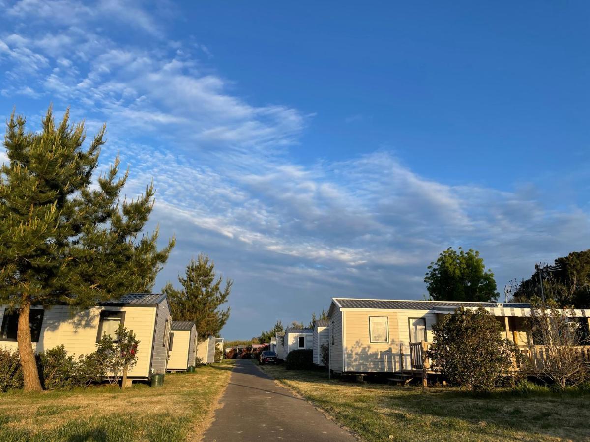 Camping Le Village De La Mer Les Moutiers ภายนอก รูปภาพ